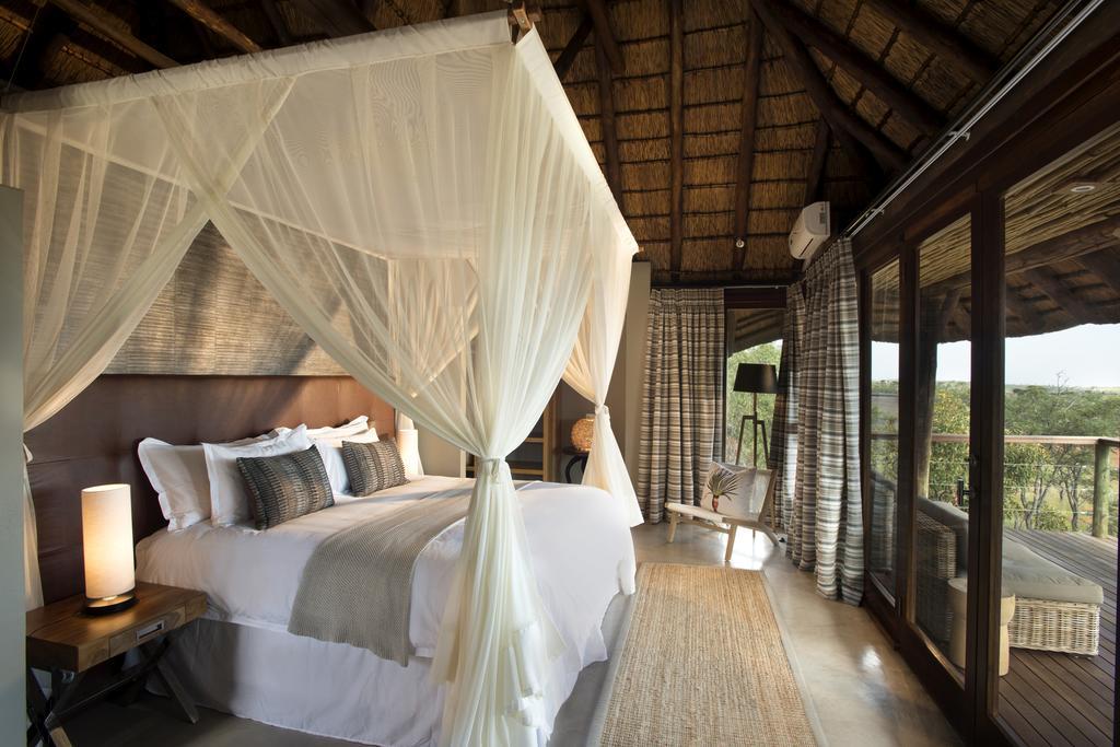 Mhondoro Safari Lodge & Villa Welgevonden Game Reserve ภายนอก รูปภาพ