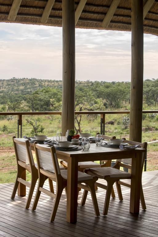 Mhondoro Safari Lodge & Villa Welgevonden Game Reserve ภายนอก รูปภาพ