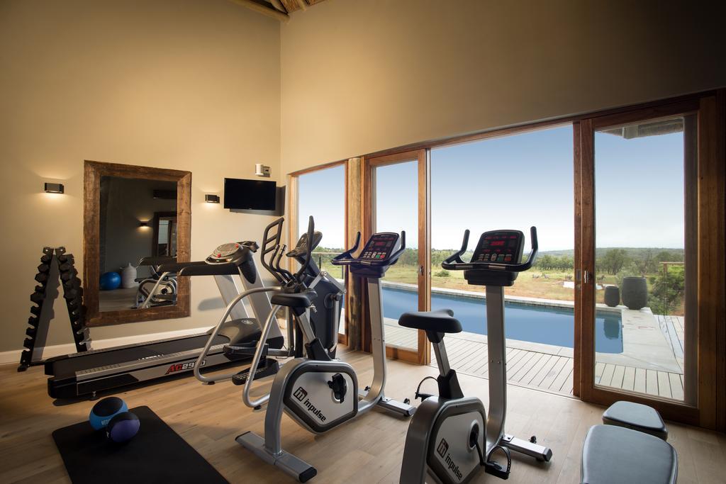 Mhondoro Safari Lodge & Villa Welgevonden Game Reserve ภายนอก รูปภาพ