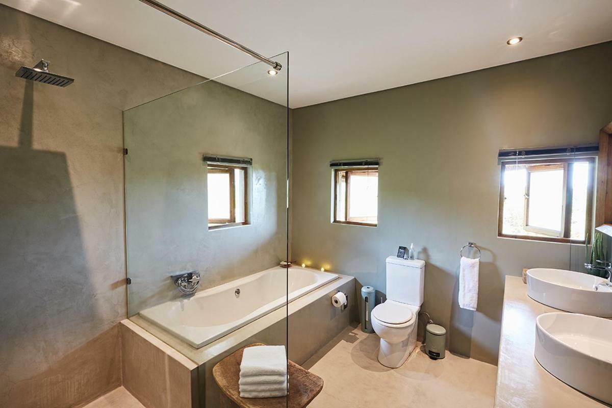 Mhondoro Safari Lodge & Villa Welgevonden Game Reserve ภายนอก รูปภาพ
