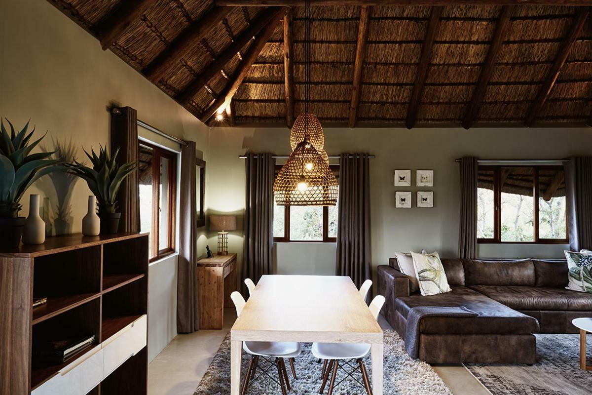 Mhondoro Safari Lodge & Villa Welgevonden Game Reserve ภายนอก รูปภาพ